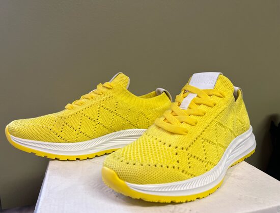 Shoes with a sock-like edge