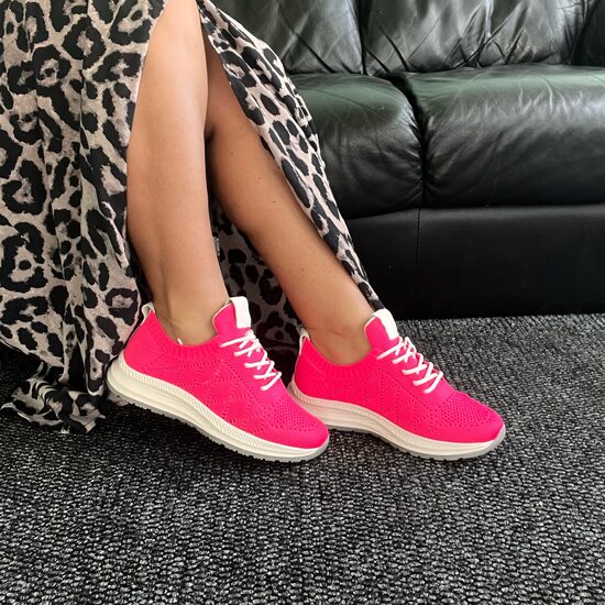 Shoes with a sock-like edge